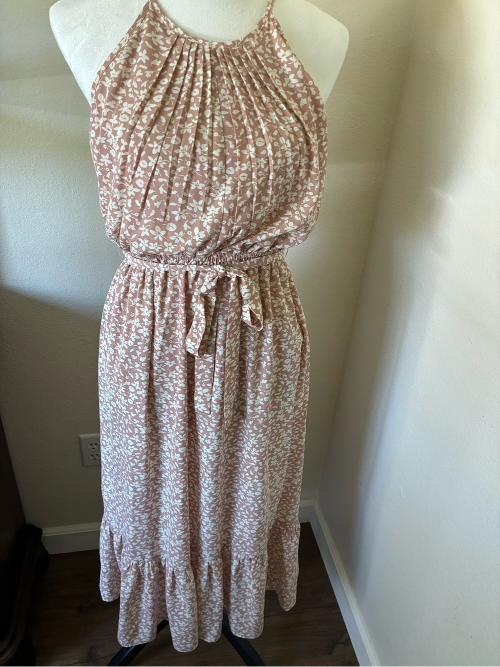 Women’s Pink Floral Maxi Dress